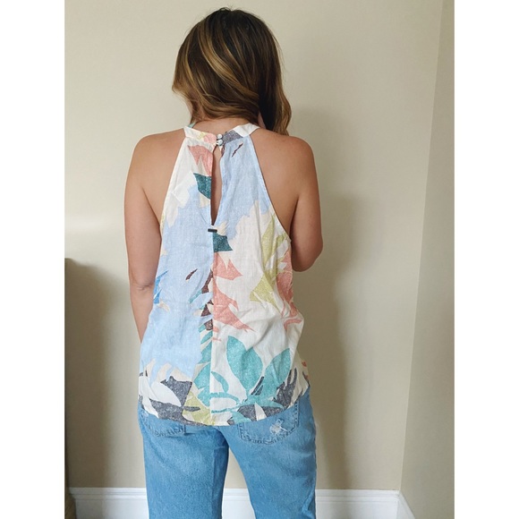 ✨NWT O’Neil Summer print halter top - Picture 3 of 4